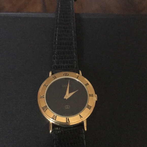 GUCCI Timeless AUTHENTIC VINTAGE  Watch 💝 - Picture 4 of 15